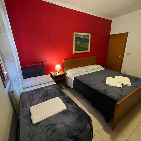 Guest house Four Seasons Admiralclass